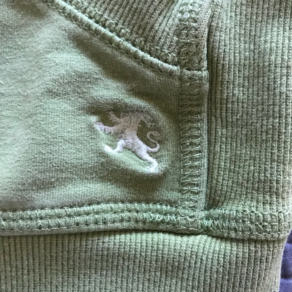 Sweater - Picture 3 of 4
